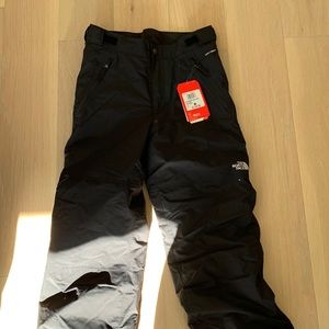 NWT North Face snow pants!